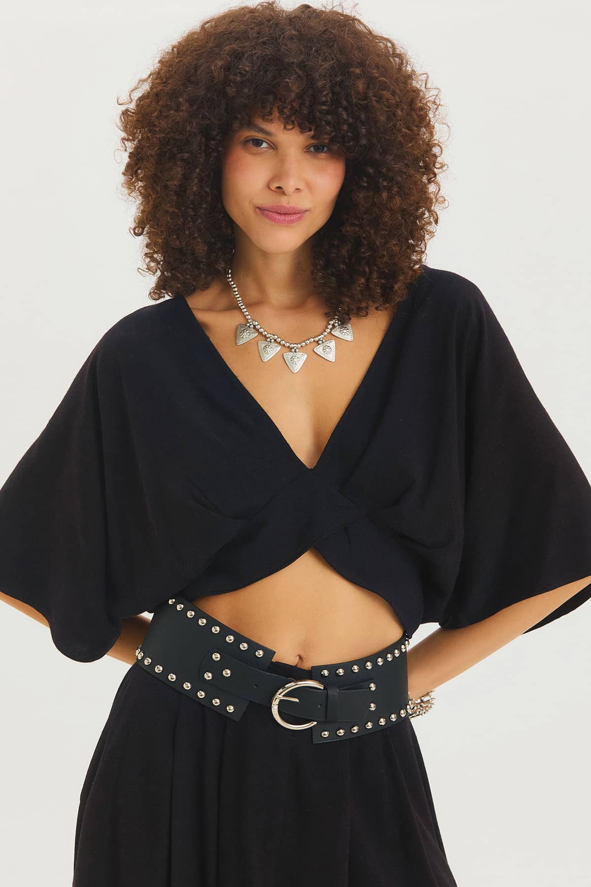 Zımba Detaylı Geniş Siyah Kemer Siyah