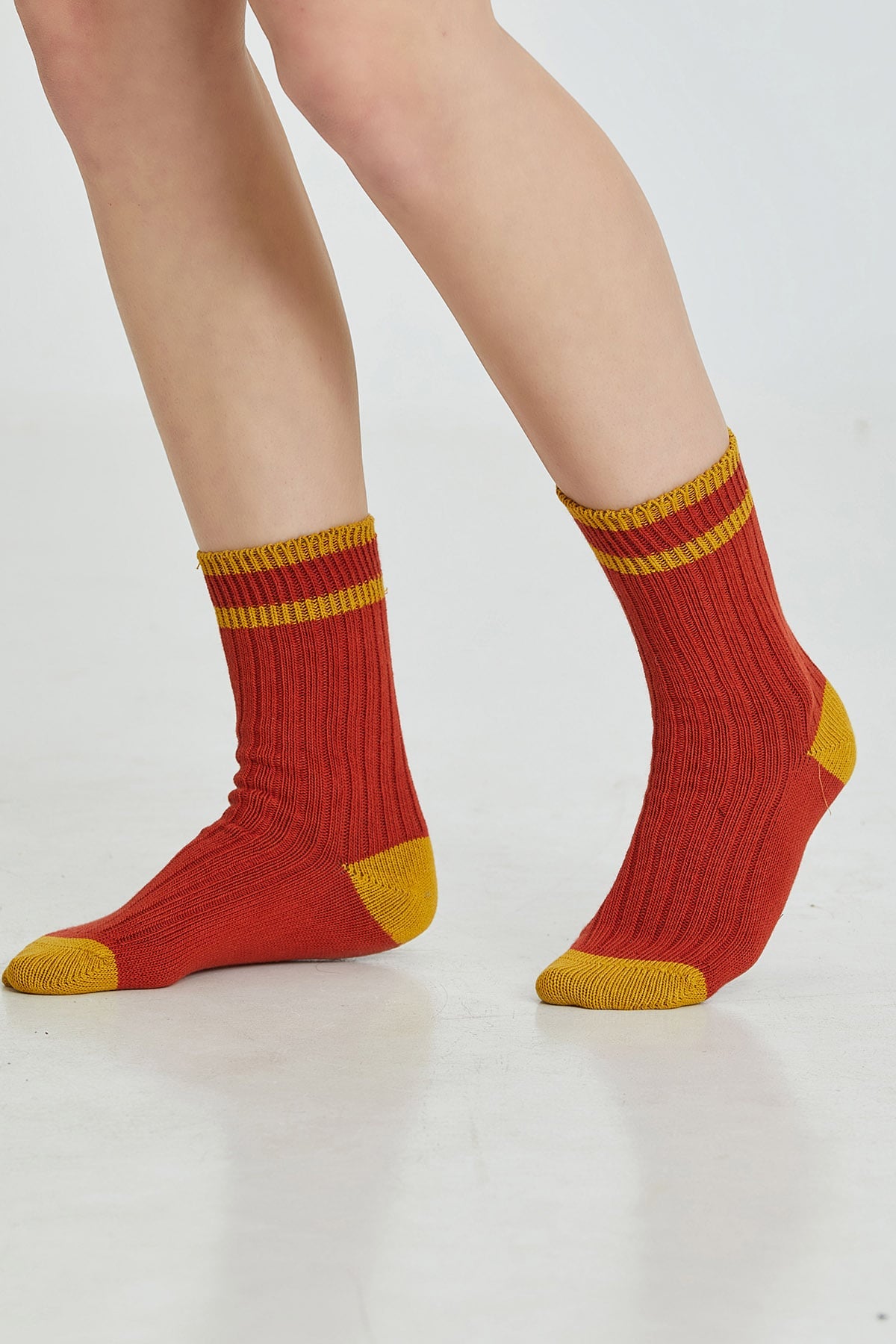 Pamuklu İki Renkli Çorap Kiremit