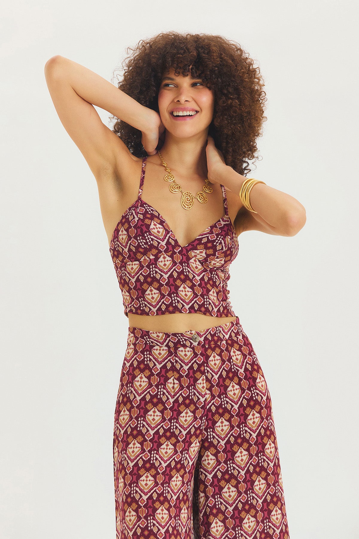 Desenli V Yaka Askılı Crop Top Mor