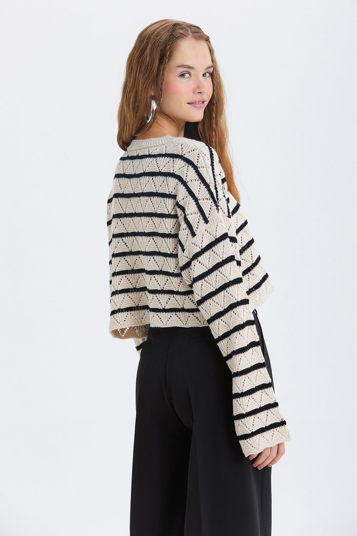 Çizgili Crop Triko Kazak Siyah - Bej