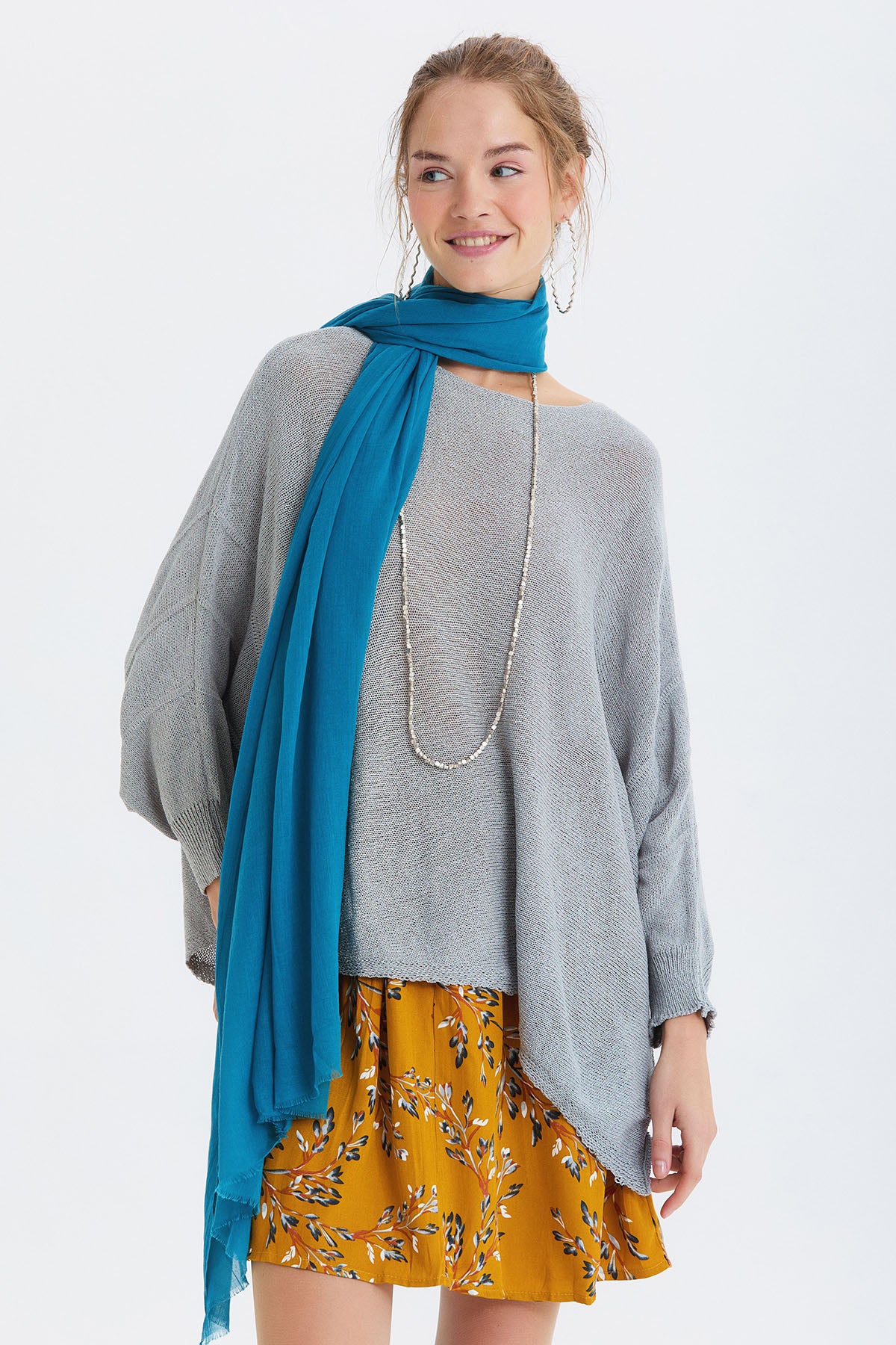 İnce Dökümlü Bambu Şal Turkuaz