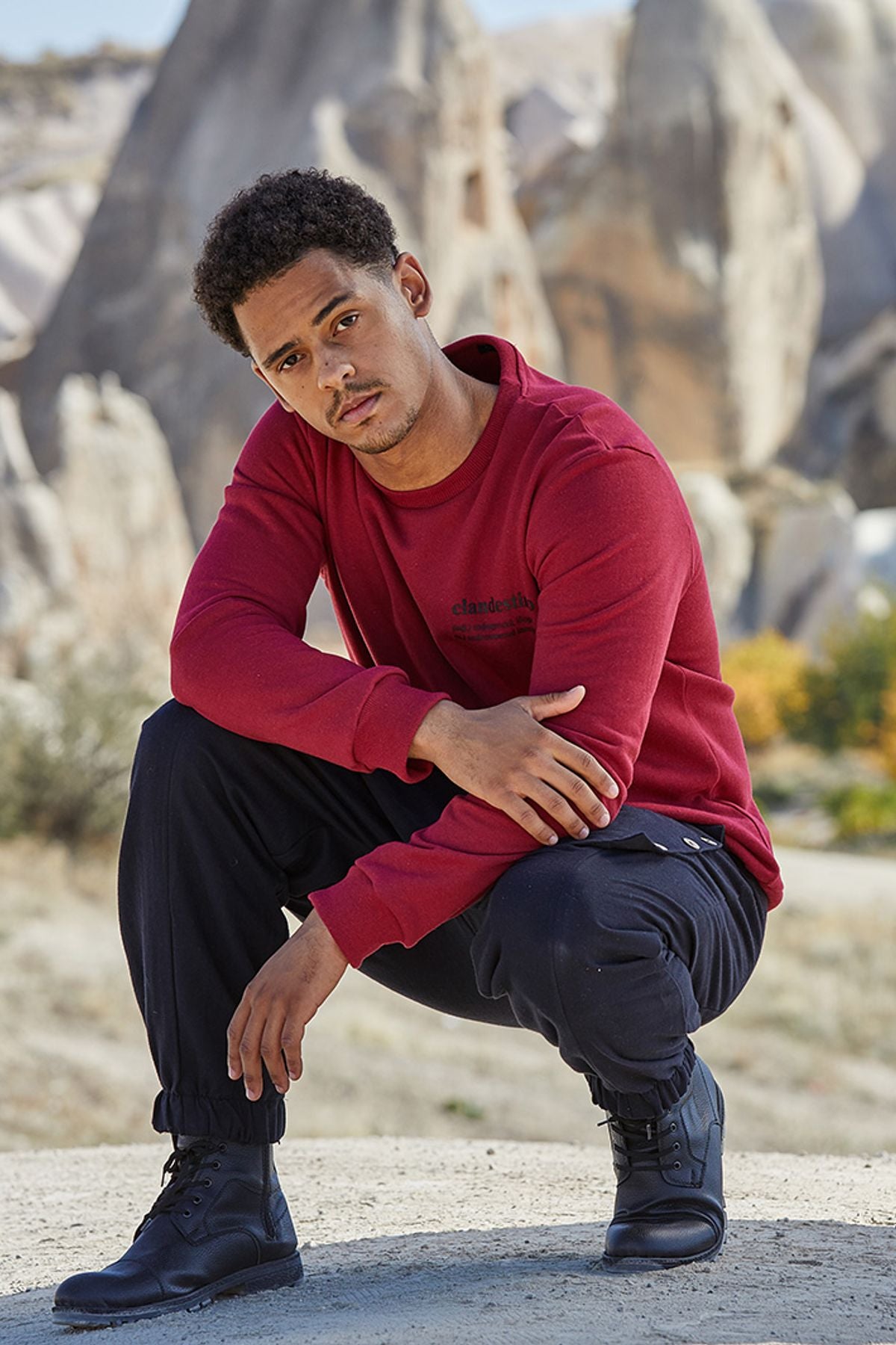 Clandestino Baskılı Sweatshirt Kırmızı