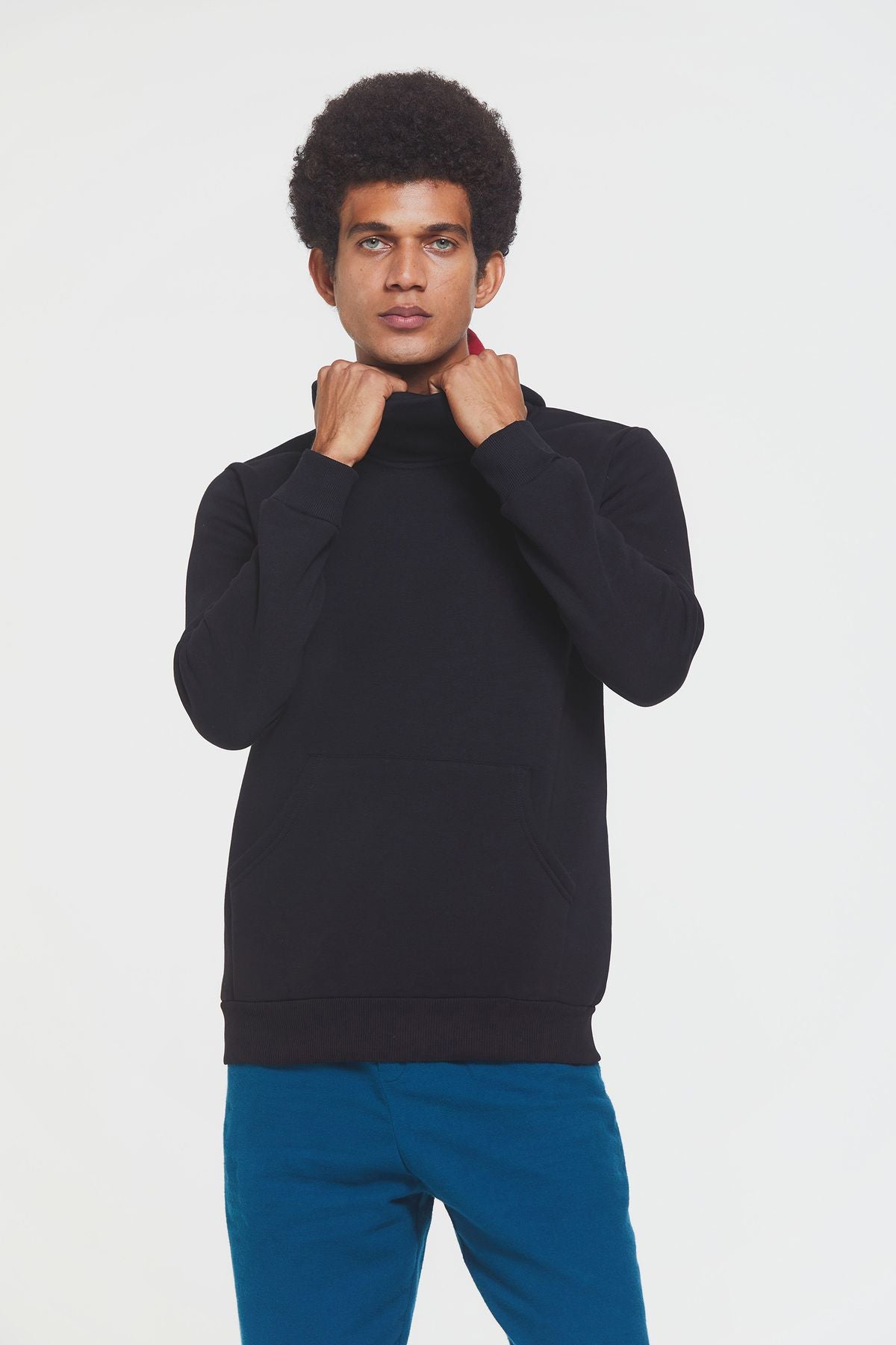 Kapüşonlu Rahat Kesim Sweatshirt Siyah