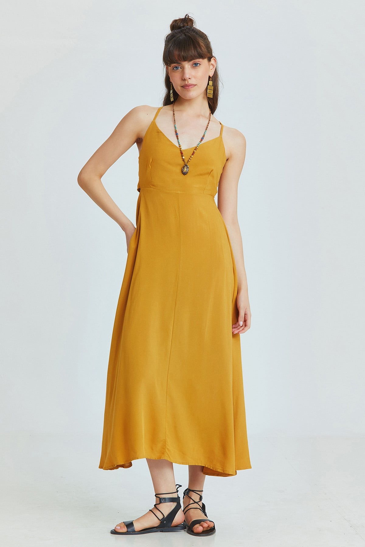 Sırt Detaylı Düz Renk Şık Bohem Elbise Sarı
