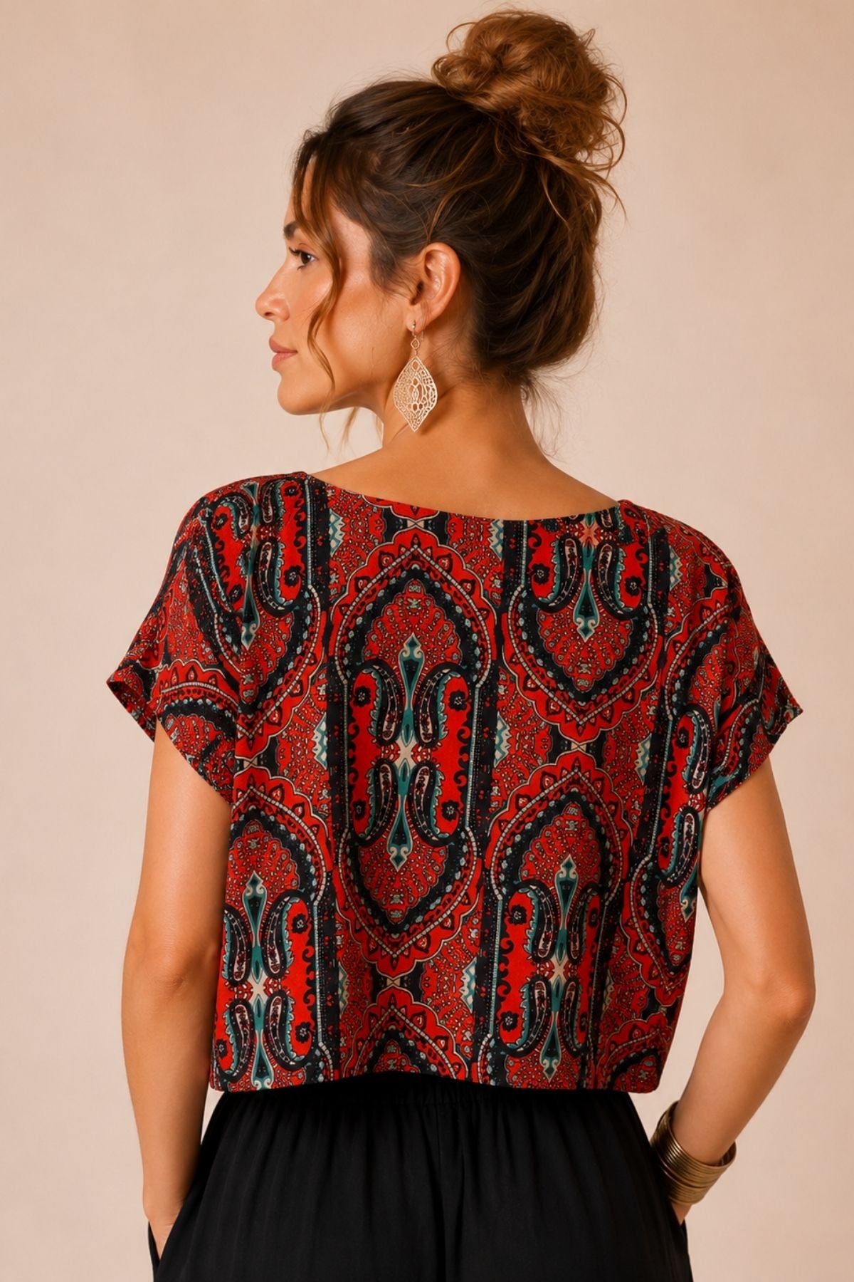 Kayık Yaka Oversize Yazlık Crop Bohem Bluz Siyah - Kırmızı