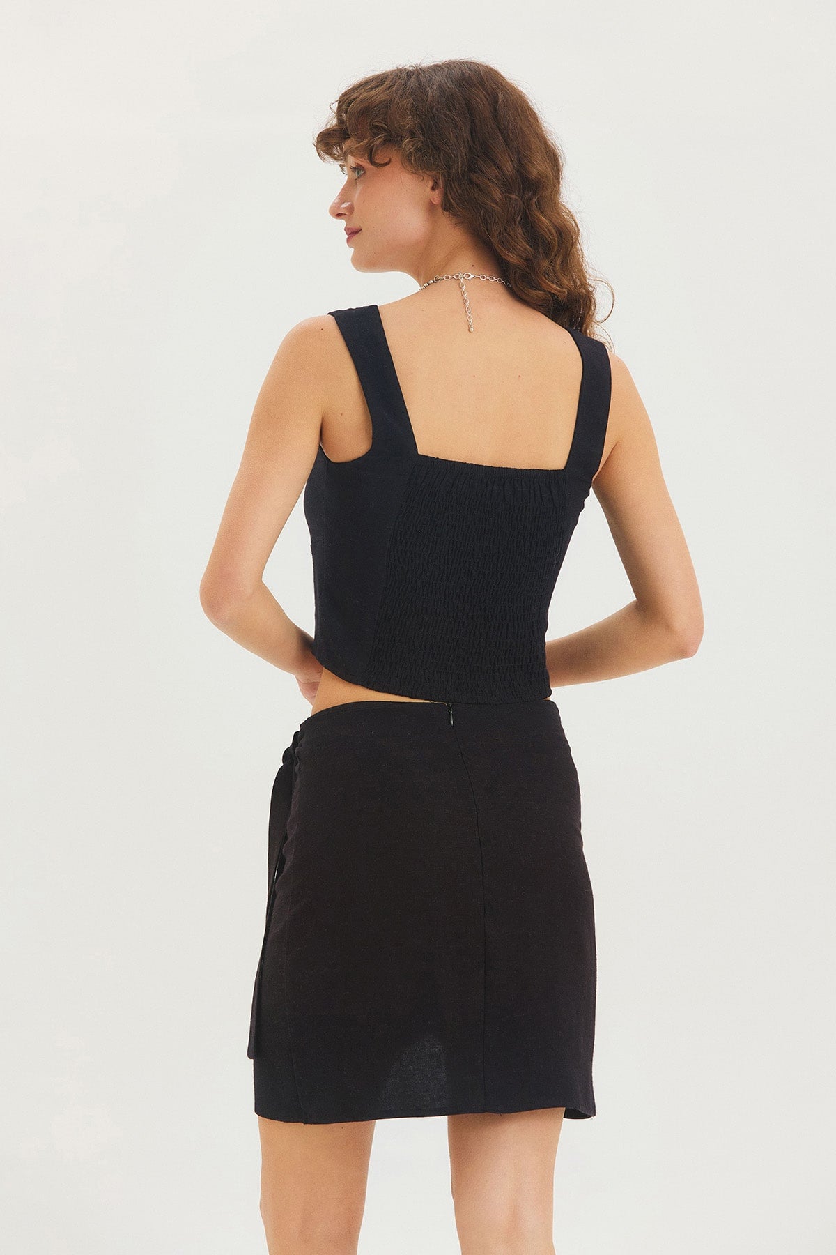 Düğme Detaylı Askılı Bohem Bluz Siyah