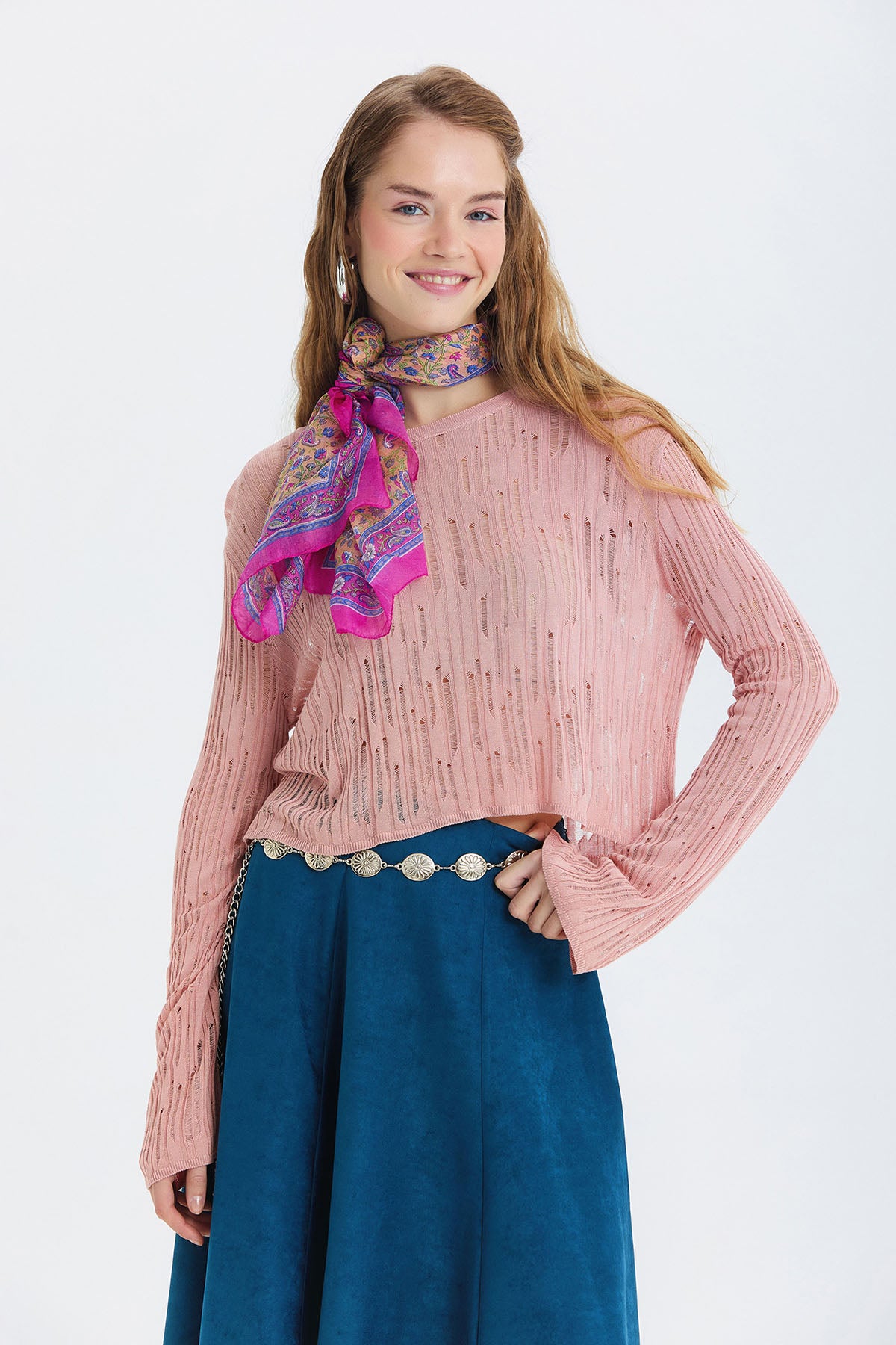 Delikli Bisiklet Yaka Bluz Pembe