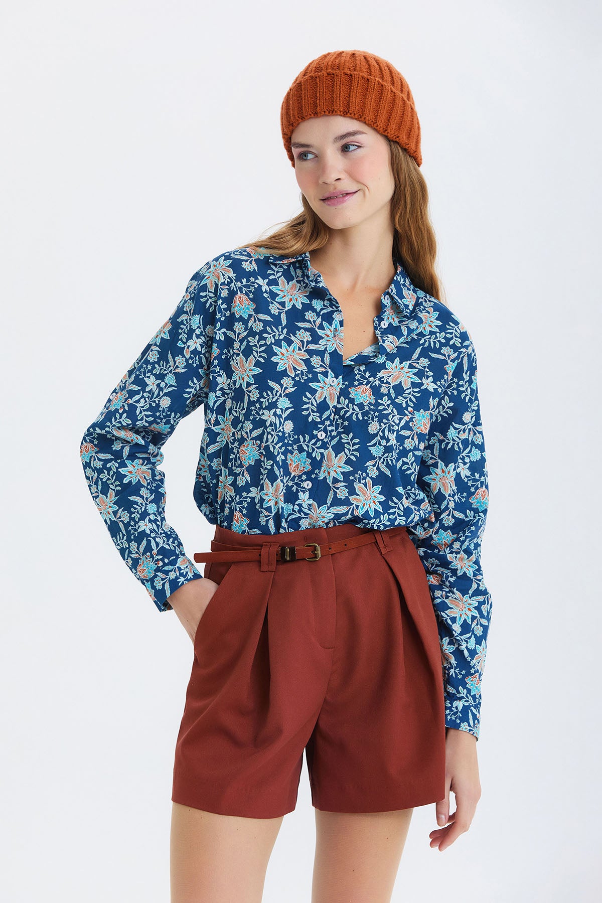 Pensli Kemerli Kışlık Şort Kiremit