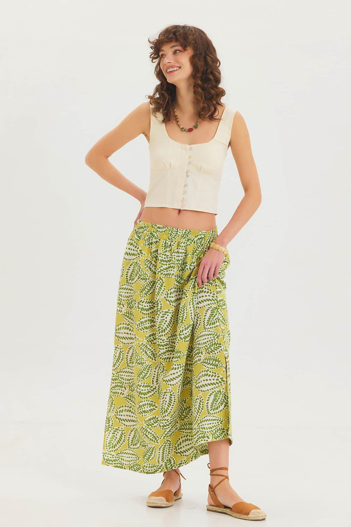 Yandan Yırtmaçlı Beli Lastikli Bohem Midi Boy Etek Yeşil