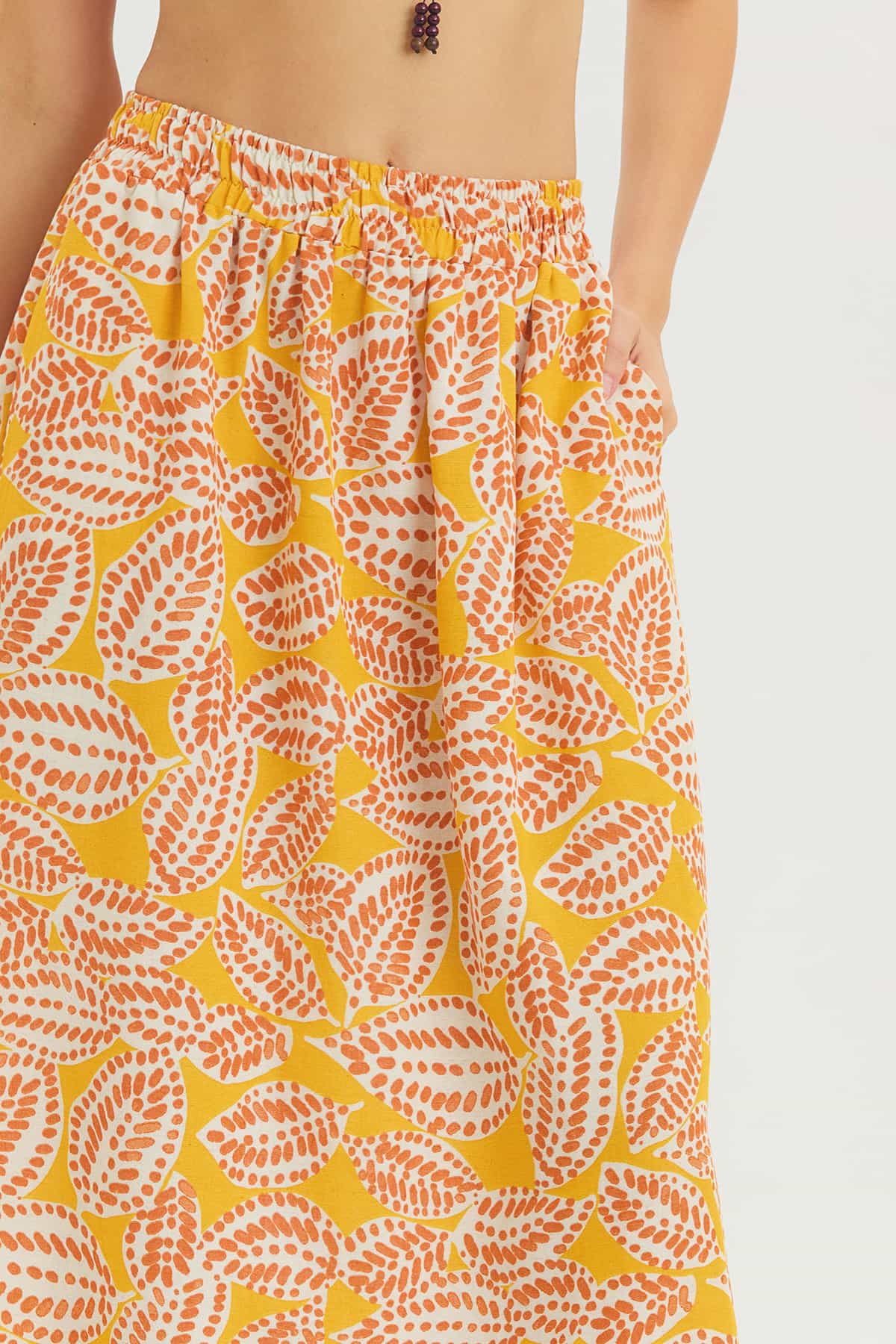Yandan Yırtmaçlı Beli Lastikli Bohem Midi Boy Etek Sarı